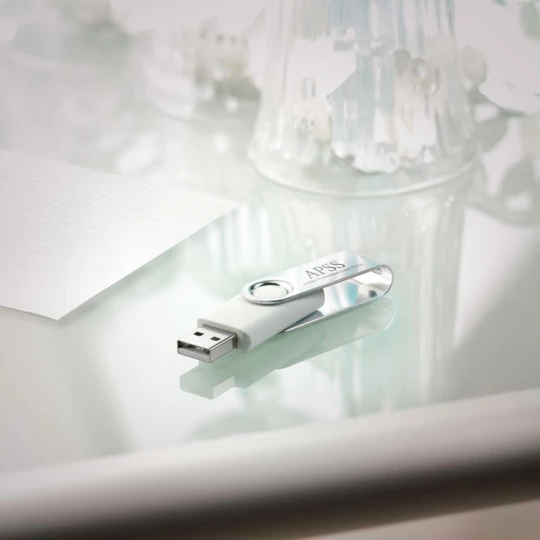 Techmate. USB flash 8GB - TECHMATE (MO1001b-06-8G)