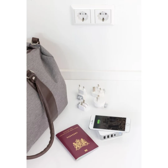 Adapter podróżny, bezprzewodowy power bank 6700 mAh (P820.551)