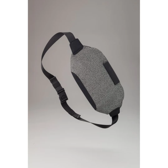 Saszetka zapinana w pasie Urban Bumbag (P730.062)