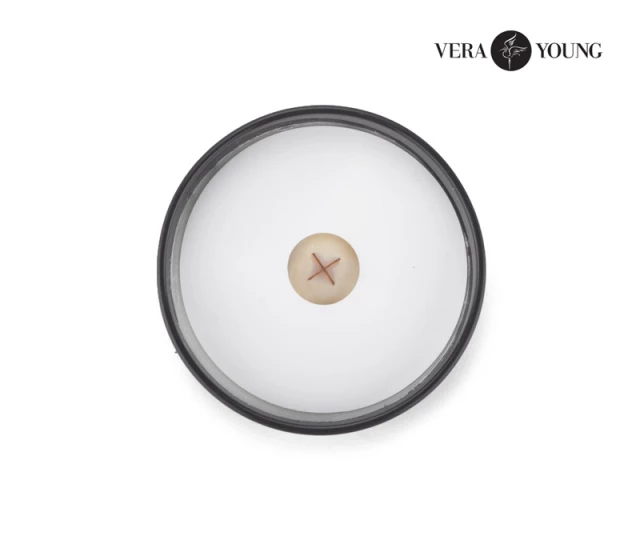 Świeca sojowa 220g - Black Pomegranate - VERA YOUNG (GA-12104-02)