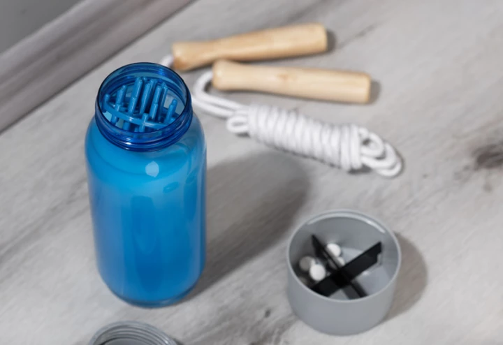 Shaker 750 ml TRISHE (GA-16232-03)