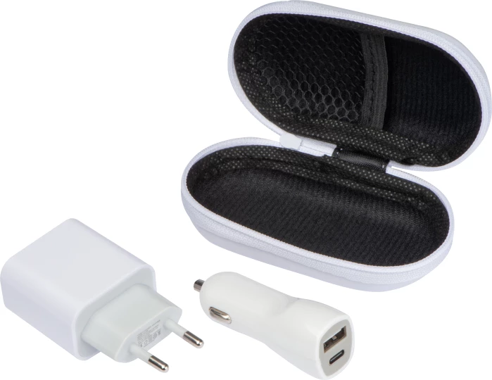 Zestaw ładowarka samochodowa i wtyczka ładująca USB i USB typu C - biały - (GM-32516-06)