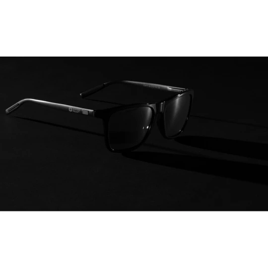 Okulary przeciwsłoneczne z polaryzacją Swiss Peak (P453.981)