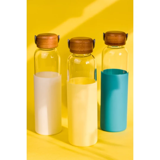 Szklana butelka Refresh 560 ml, zielony (R08272.05)