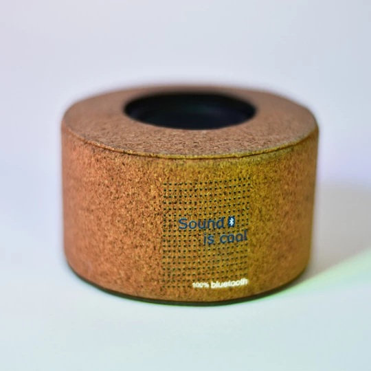 Głośnik bluetooth z korka Sangita, beżowy - druga jakość (R64379.13.IIQ)