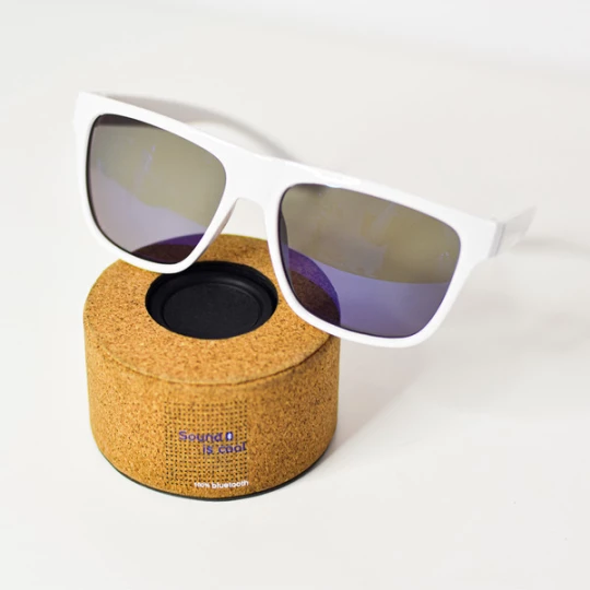 Głośnik bluetooth z korka Sangita, beżowy - druga jakość (R64379.13.IIQ)