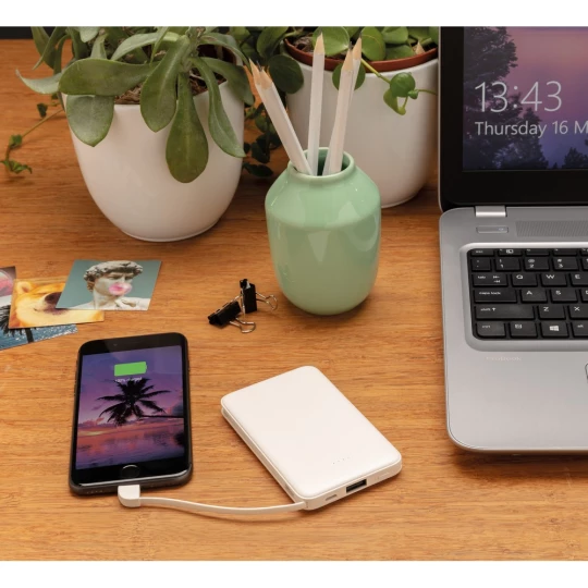 Power bank 5000 mAh, zintegrowany kabel 3 w 1 (P322.083)