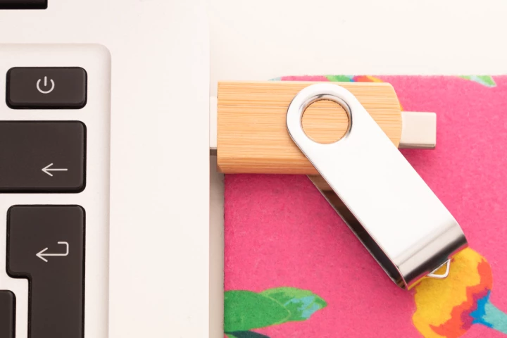 BooSpin pendrive USB OTG - naturalny (AP897091_8GB)
