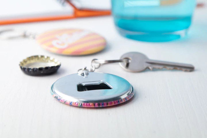 KeyBadge Bottle pin brelok - srebrny (AP718219)