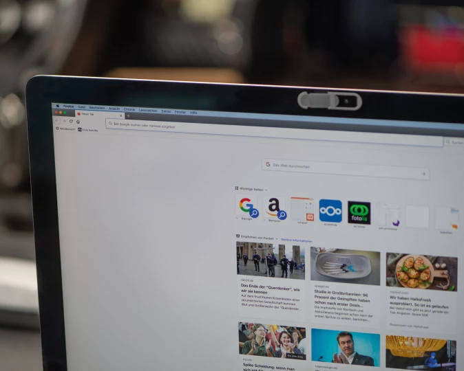 Zaślepka na kamerę w laptopie - szary - (GM-22533-07)