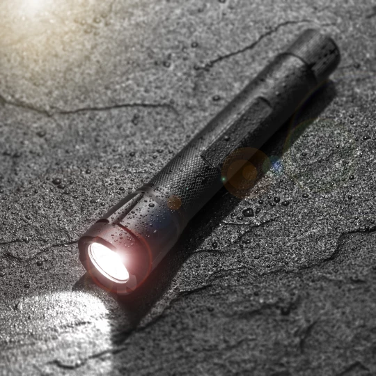 Latarka Outdoorowa Schwarzwolf KIKAI - czarny - (GM-F2308500AJ3-03)