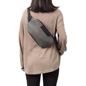 Saszetka zapinana w pasie Urban Bumbag (P730.062)