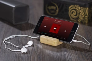 Bambusowy stojak na telefon TILE (GA-17853)