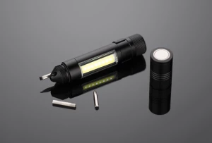 Latarka COB MAESTRO (GA-29165-02)