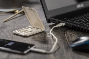 Stojak do telefonu z kablami do ładowania OLIN (GA-09137-17)