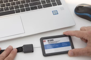 Etui na identyfikator BINO (GA-17727-02)