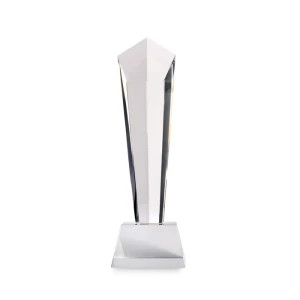 Kryształowa statuetka - DIAWARD (MO2236-22)