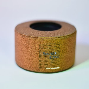 Głośnik bluetooth z korka Sangita, beżowy - druga jakość (R64379.13.IIQ)