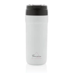 Butelka sportowa 670 ml ze stali nierdzewnej z recyklingu (P433.133)