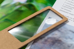 Kigan zakładka ze szkłem powiększającym - naturalny (AP722704)